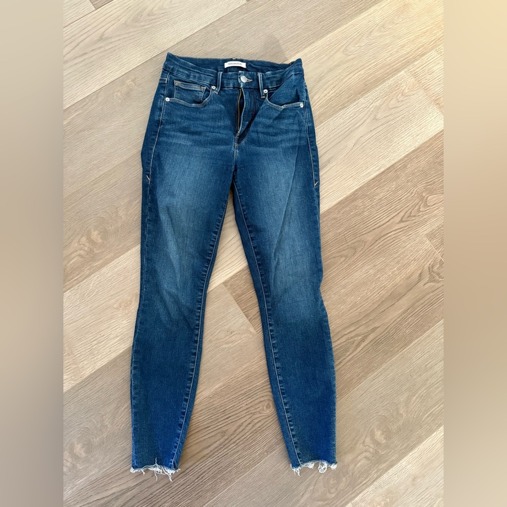 Good American Good Waist Crop 4/27